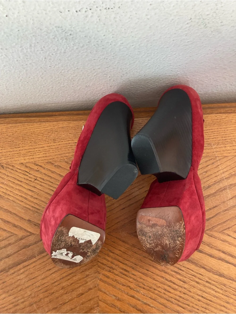 RACHEL ZOE Coquettish Red Suede Platform Wedge Heels 8.5M